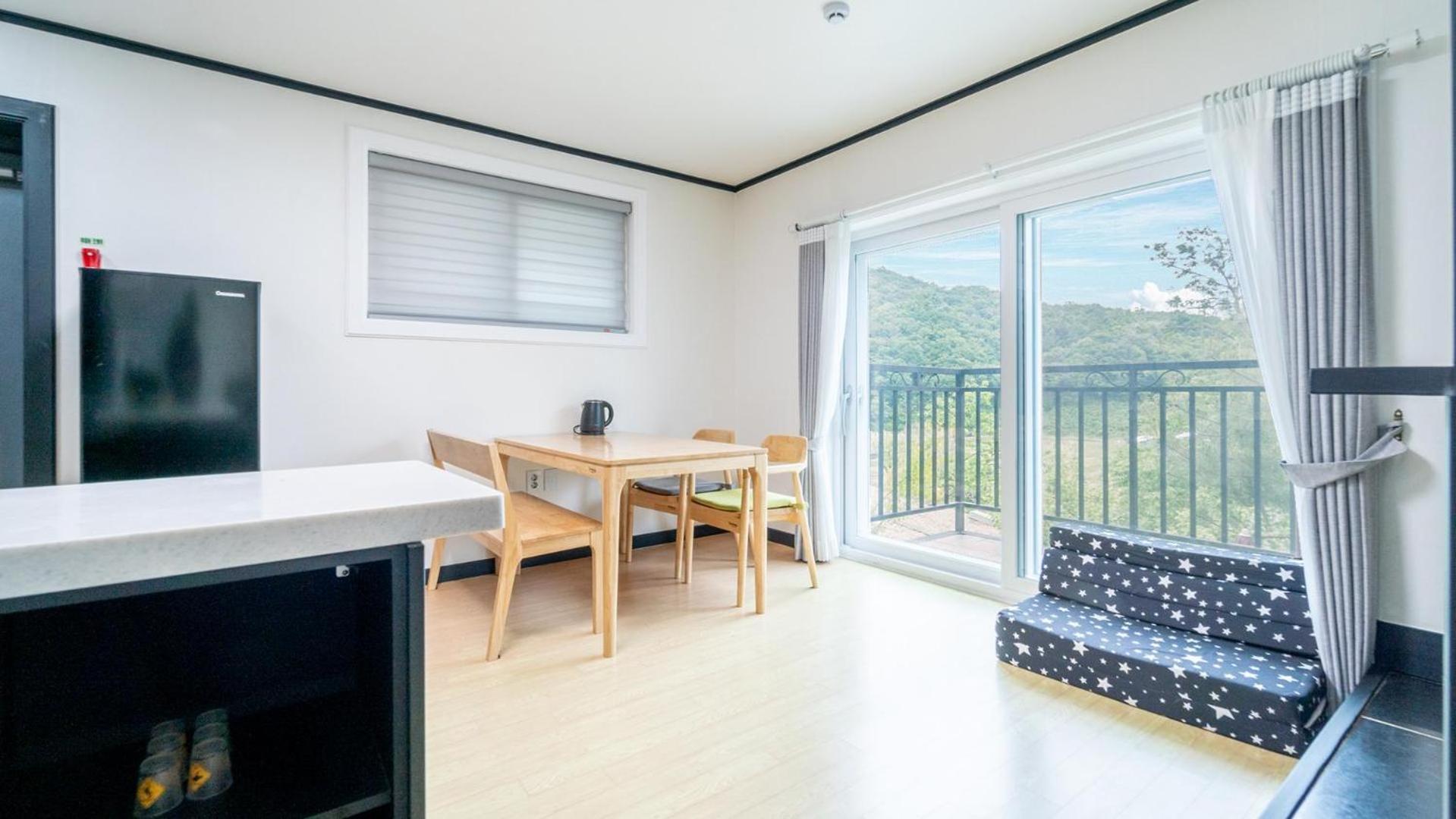 Hongcheon D-Day Pension&Camping ห้อง รูปภาพ